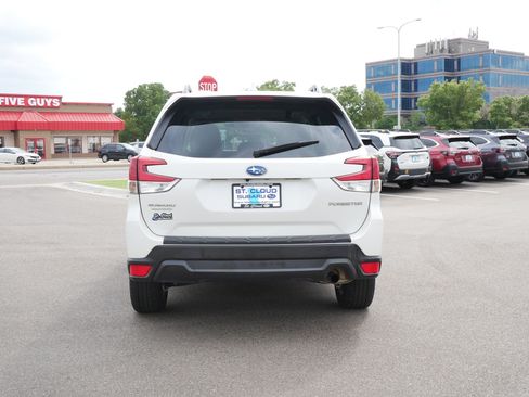 Used 2023 Subaru Forester Premium AWD/4WD image 6