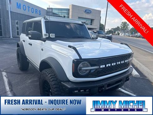 Used 2022 Ford Bronco Wildtrak AWD/4WD image 1