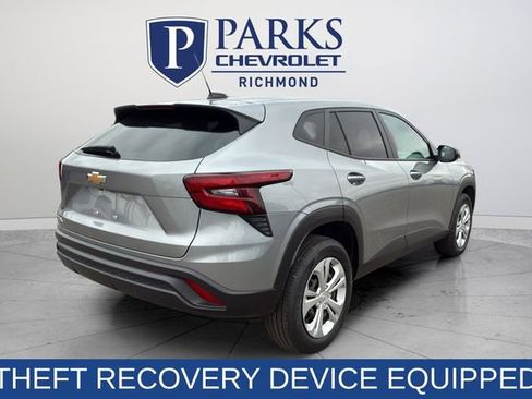 Certified 2024 Chevrolet Trax LS w/ Driver Confidence Package image 8