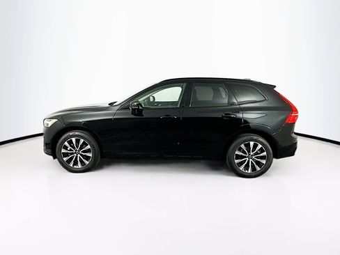 Used 2025 Volvo XC60 B5 Plus image 4
