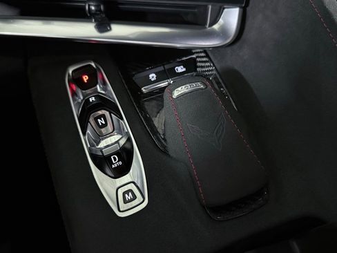 Used 2021 Chevrolet Corvette Stingray Premium Cpe w/ Z51 Performance Package image 27