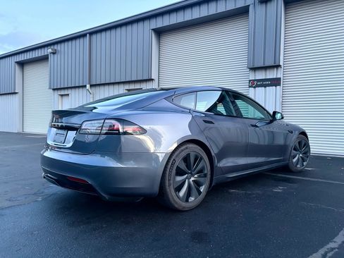 Used 2023 Tesla Model S Standard Range image 7