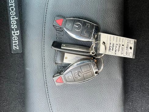 Used 2015 Mercedes-Benz E 350 Sedan image 32