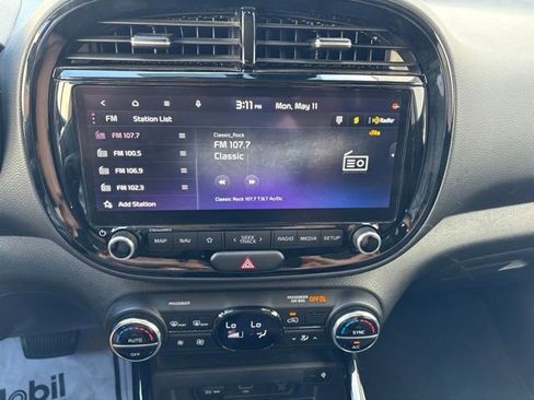 Certified 2024 Kia Soul S FWD image 15