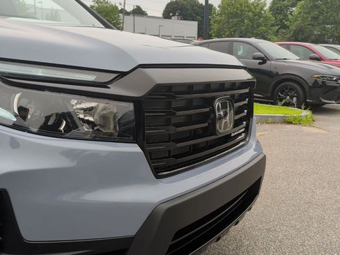 Used 2022 Honda Ridgeline Black Edition image 10