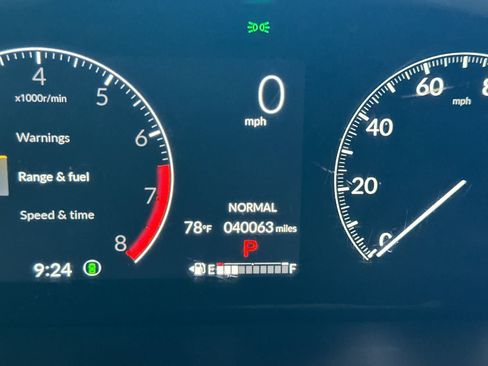 Used 2024 Honda Pilot Touring image 25