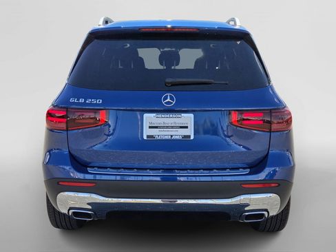 New 2026 Mercedes-Benz GLB 250 image 4