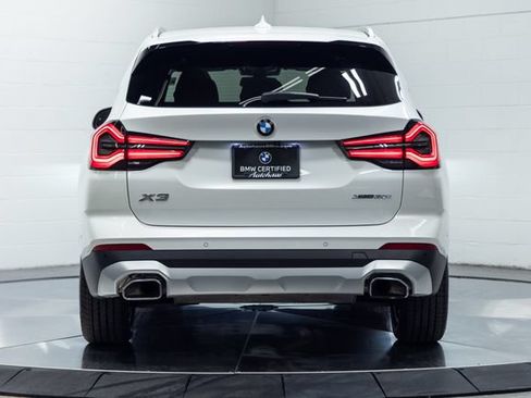 Used 2024 BMW X3 xDrive30i w/ Premium Package w/ZPA AWD/4WD image 7