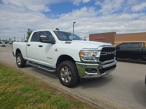 Used 2024 RAM 2500 Big Horn AWD/4WD image 2