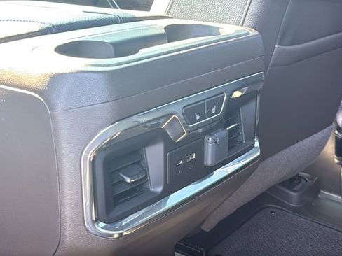 Used 2023 GMC Sierra 2500 Denali w/ Denali Ultimate Package AWD/4WD image 20