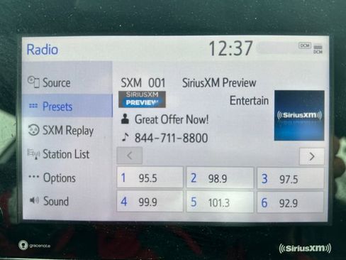 Used 2022 Toyota Camry SE image 17