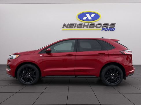 Used 2022 Ford Edge ST-Line w/ Class II Trailer Tow Package AWD/4WD image 3