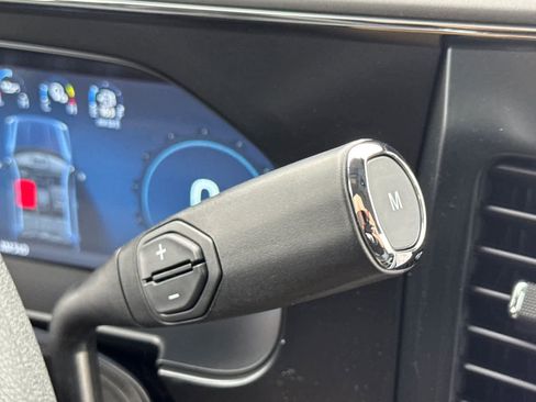 New 2026 Ford F250 XLT w/ XLT Premium Package image 19