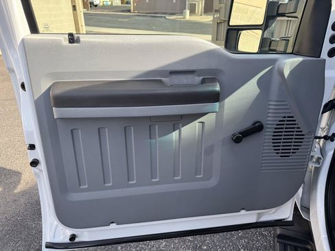 Used 2013 Ford F250 XL RWD image 10