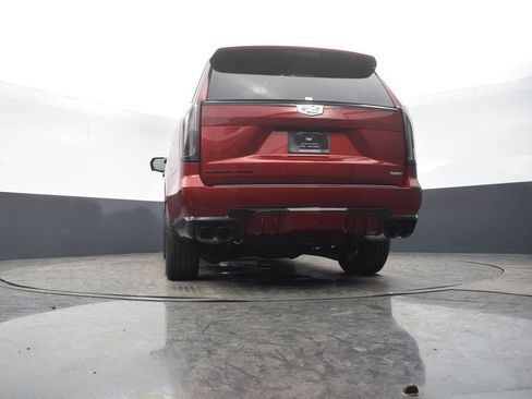 Certified 2023 Cadillac Escalade V w/ LPO, ONYX Package image 52