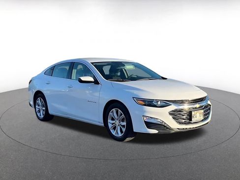 Used 2023 Chevrolet Malibu LT w/ Driver Confidence Package image 2