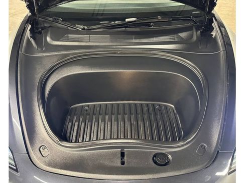 Used 2025 Tesla Model 3 Long Range RWD image 4