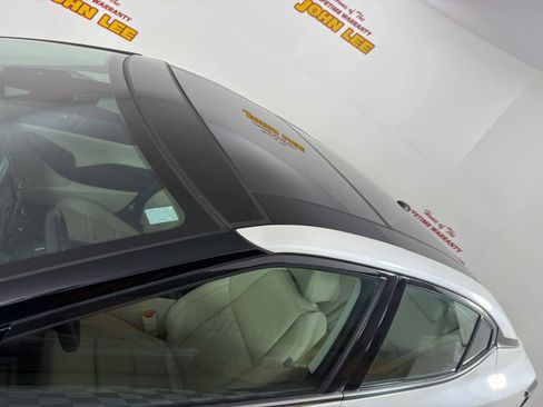 Used 2023 Nissan Maxima Platinum w/ Sport Mat Group image 12