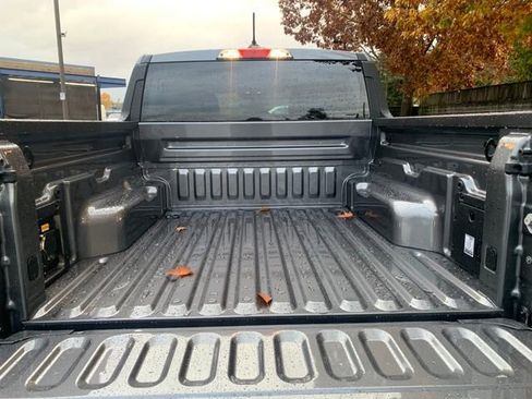 New 2025 Ford Maverick XLT w/ XLT Luxury Package image 5