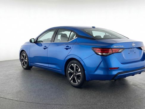Used 2025 Nissan Sentra SV image 6
