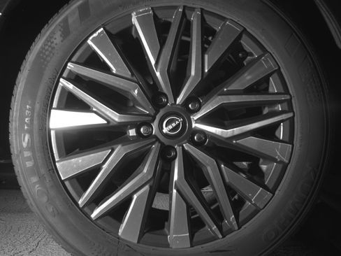 Used 2025 Nissan Altima 2.5 SV image 15