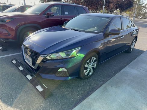 Used 2020 Nissan Altima 2.5 S FWD image 1