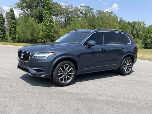 Used 2019 Volvo XC90 T5 Momentum w/ Protection Package Premier AWD/4WD image 3