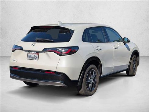 Used 2025 Honda HR-V EX-L image 5