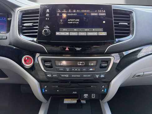 Used 2019 Honda Pilot Elite image 19