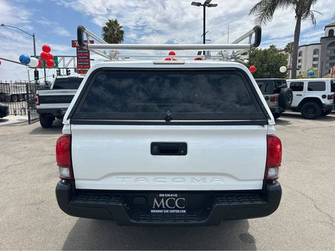 Used 2019 Toyota Tacoma SR RWD image 11