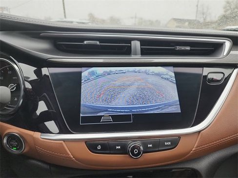 Used 2021 Buick Encore GX Essence w/ Experience Buick Package image 28