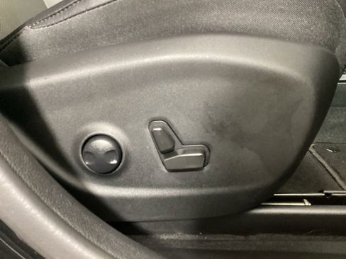 Used 2022 Jeep Cherokee Limited w/ Elite Package image 9