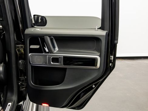 Used 2022 Mercedes-Benz G 550 w/ Exclusive Interior Package image 39