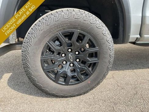 Used 2024 Chevrolet Colorado Trail Boss w/ Advanced Trailering Package AWD/4WD image 15
