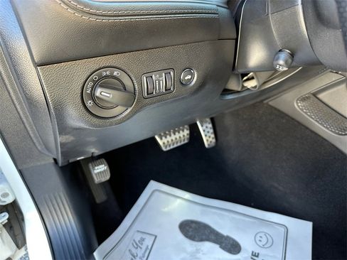 Used 2023 Dodge Challenger R/T Scat Pack image 30