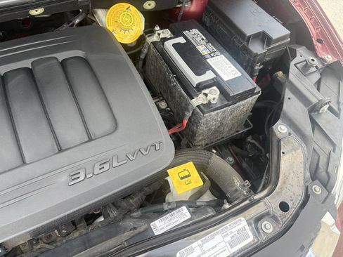 Used 2020 Dodge Grand Caravan SE FWD image 42