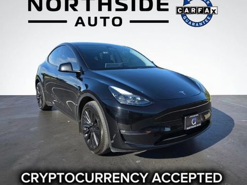 Used 2025 Tesla Model Y Long Range AWD/4WD image 1