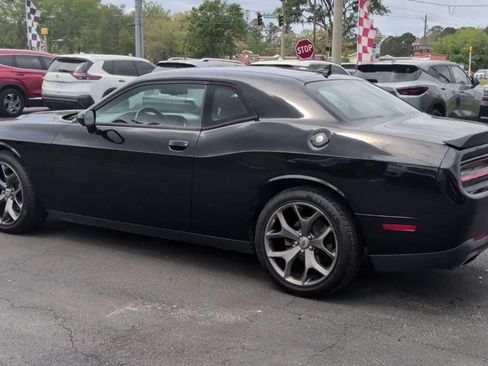 Used 2017 Dodge Challenger SXT w/ Sound Group RWD image 6