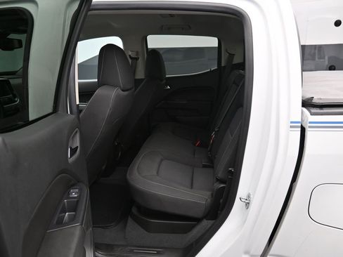 Used 2022 Chevrolet Colorado LT w/ LT Convenience Package image 29