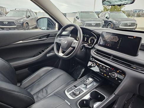 Certified 2023 INFINITI QX60 Luxe w/ Vision Package image 18