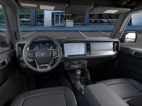 New 2026 Ford Bronco Badlands w/ Sasquatch Package AWD/4WD image 9