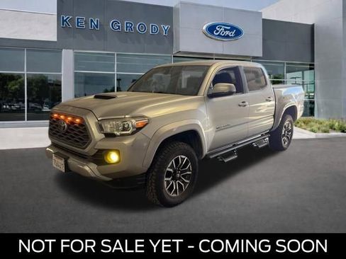 Used 2020 Toyota Tacoma TRD Sport w/ Technology Package image 1