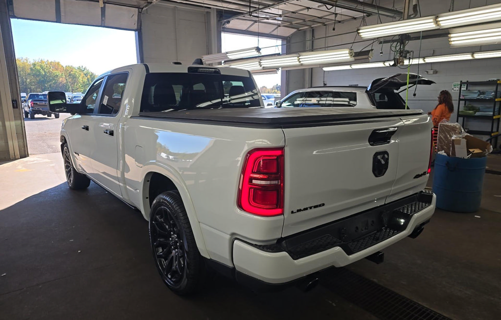 Used 2026 RAM 1500 Limited AWD/4WD image 11