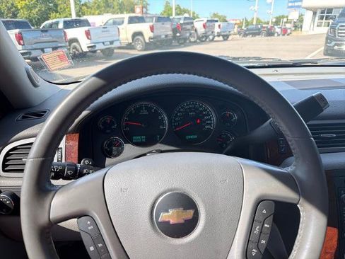 Used 2011 Chevrolet Suburban LTZ AWD/4WD image 8
