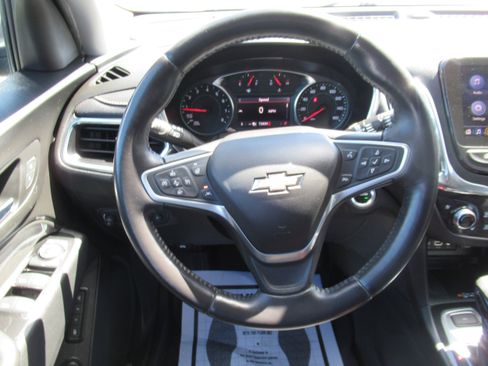 Used 2022 Chevrolet Equinox Premier AWD/4WD image 11