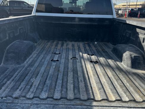 Used 2021 Chevrolet Silverado 2500 LTZ image 9