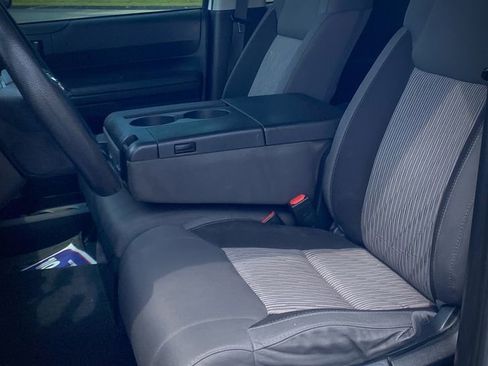 Used 2016 Toyota Tundra SR AWD/4WD image 17
