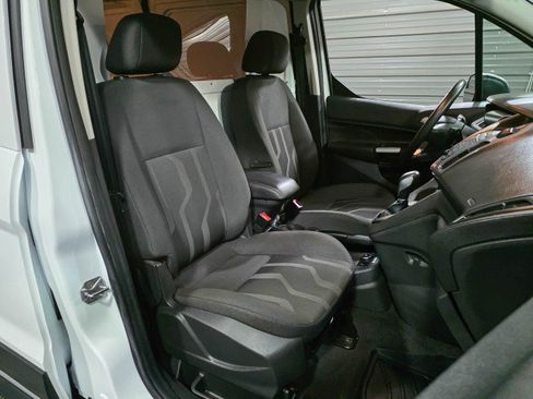 Used 2016 Ford Transit Connect XLT image 17