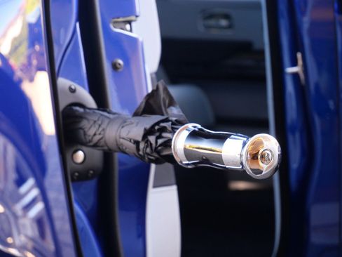 Used 2023 Rolls-Royce Cullinan image 6