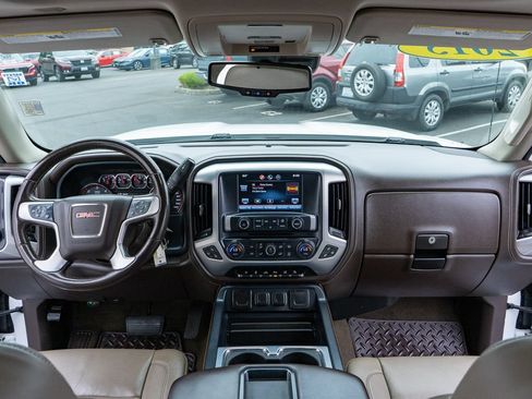 Used 2015 GMC Sierra 1500 SLT w/ SLT Crew Cab Value Package AWD/4WD image 22